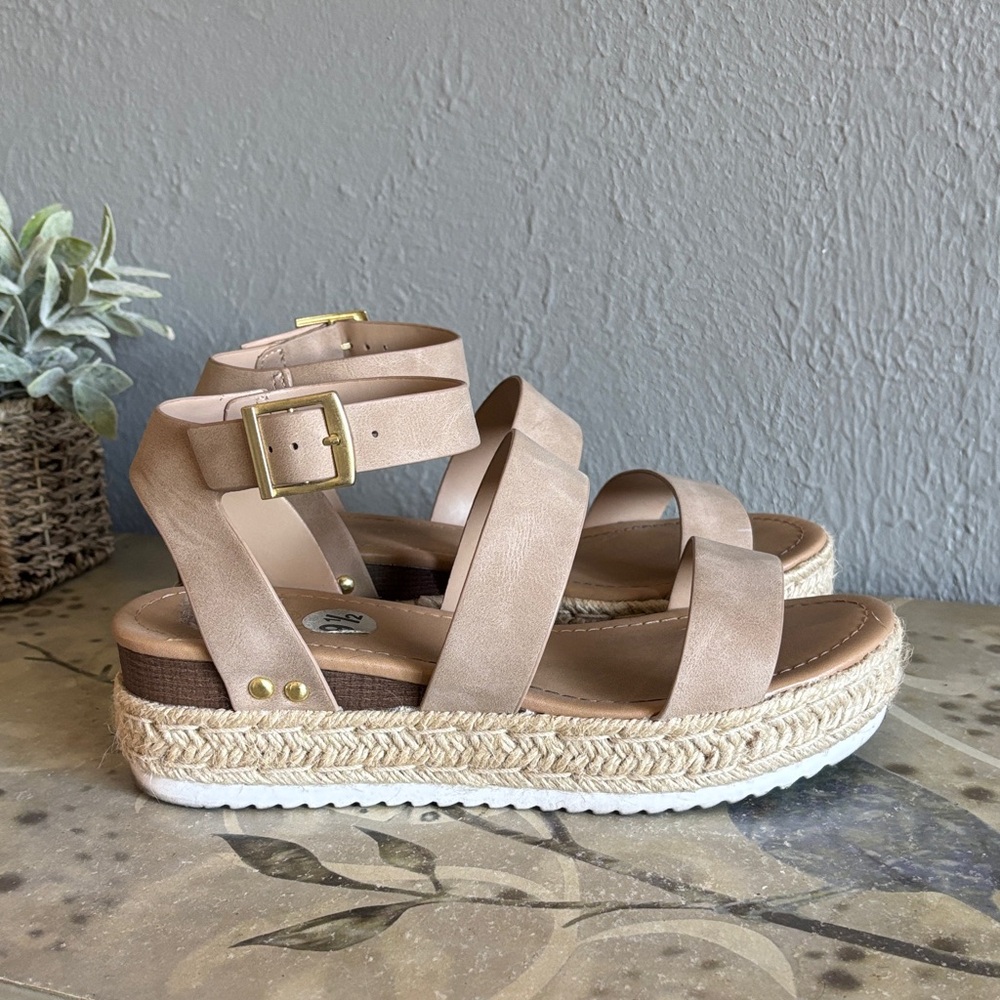 Coconuts by Matisse Beige Espadrille Sandals